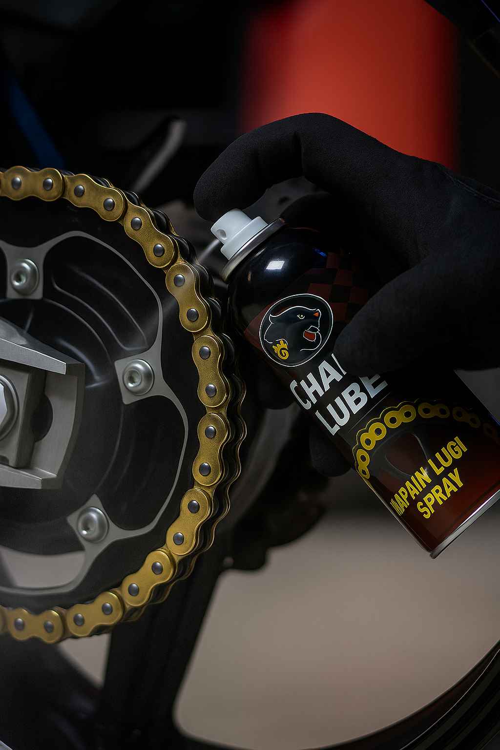 Perawatan Rantai Motor dengan Chain Lube Panther Spray RJ London